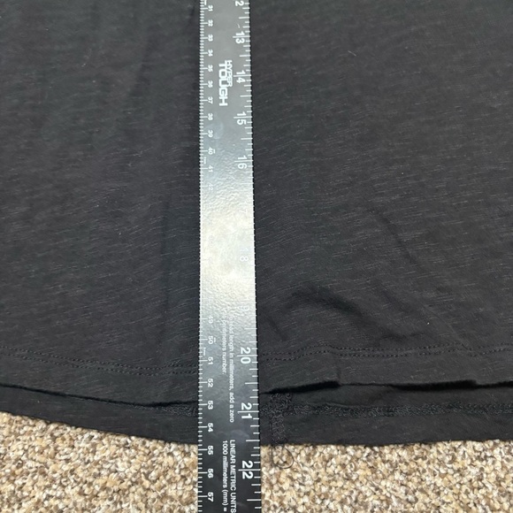 Social by Standard Sanctuary Women’s Large Black Tee - Picture 5 of 8